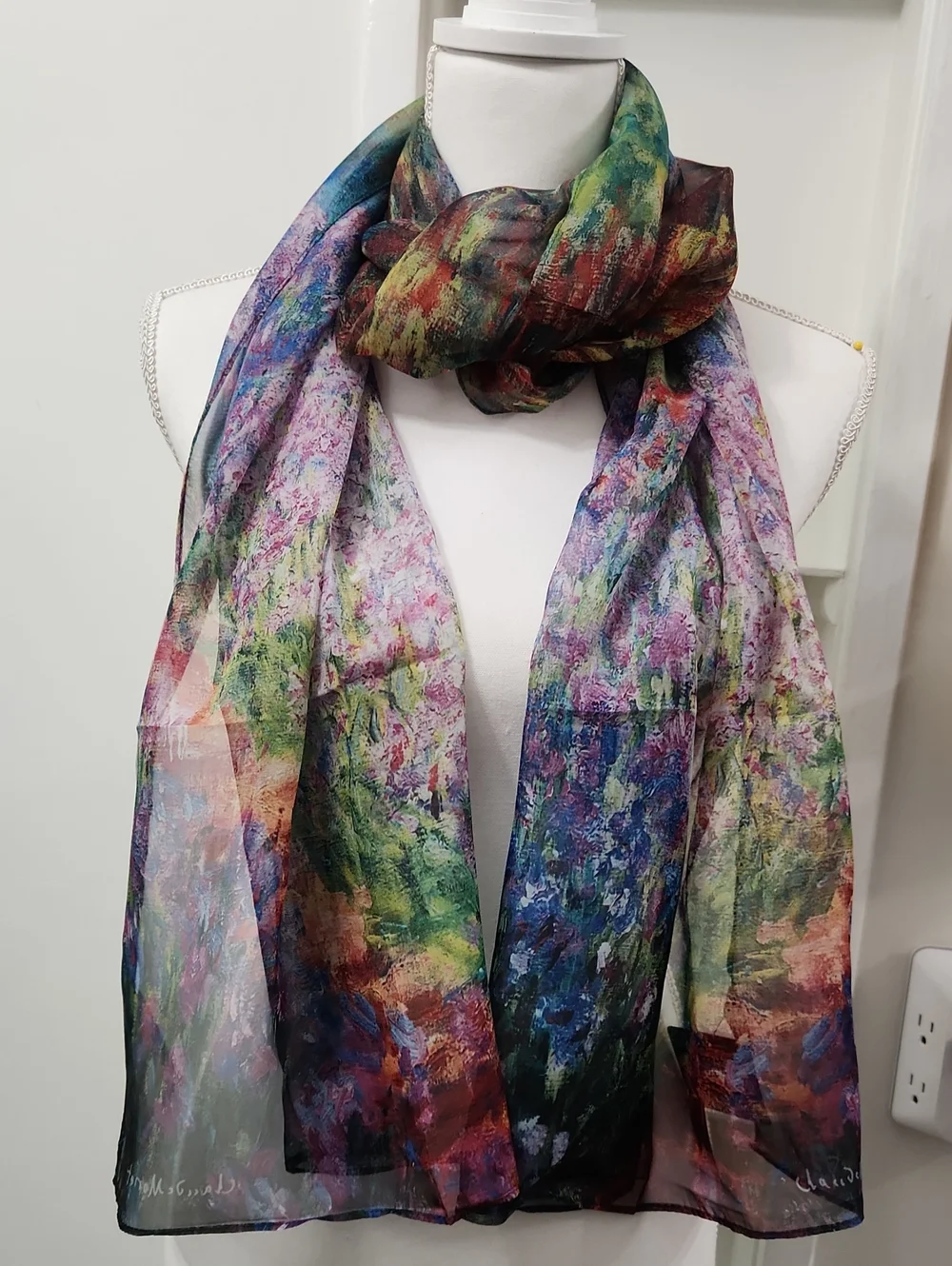 Galleria Claude Monet Garden Gloral Art Scarf French Impressionist Silk Feel
